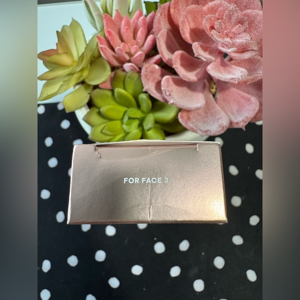 Patrick Ta Trio Blush Set & Brush - Picture 11 of 13
